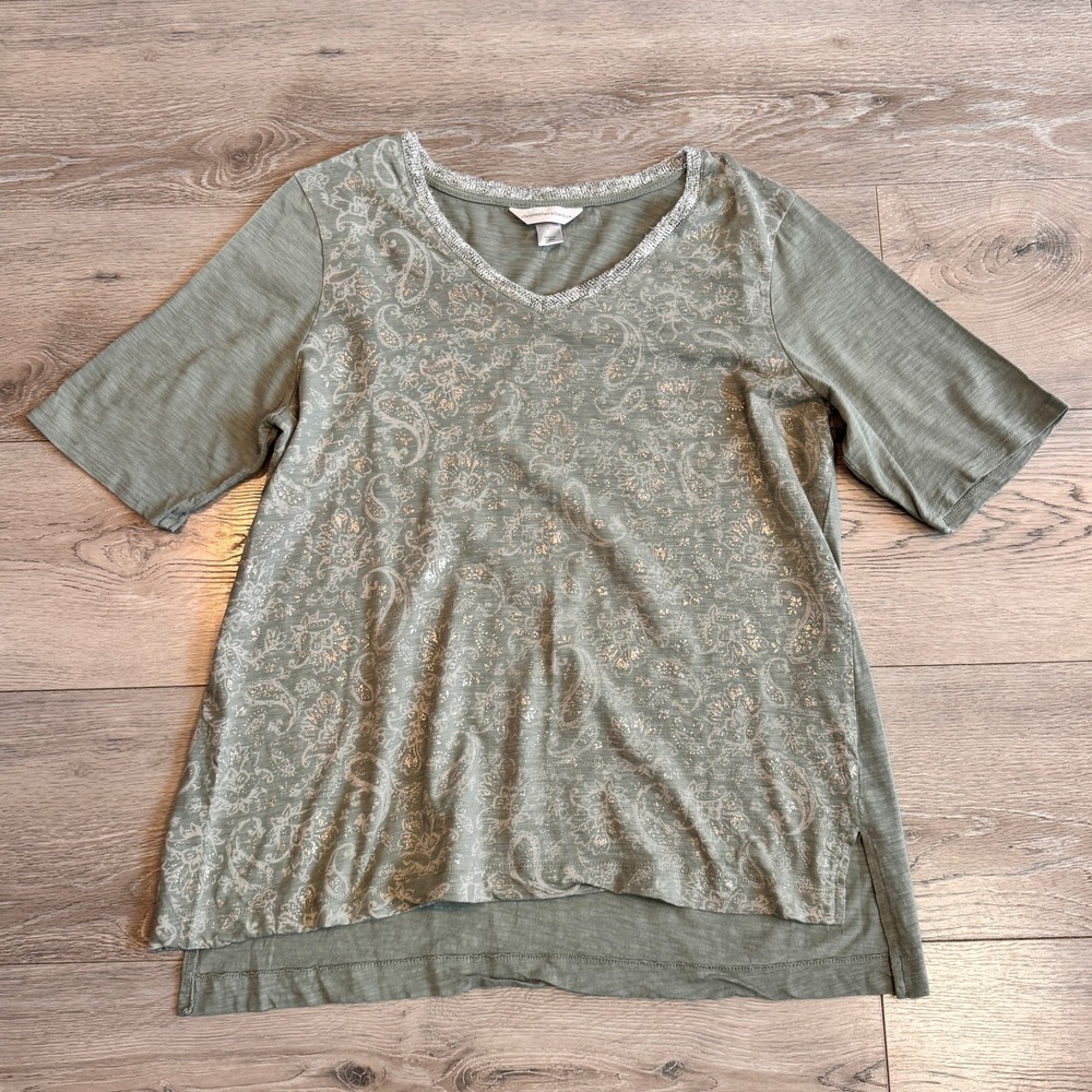 Christopher & Banks Sage Green Paisley Foil V-Neck Top Large Short‎ Sleeve Tunic